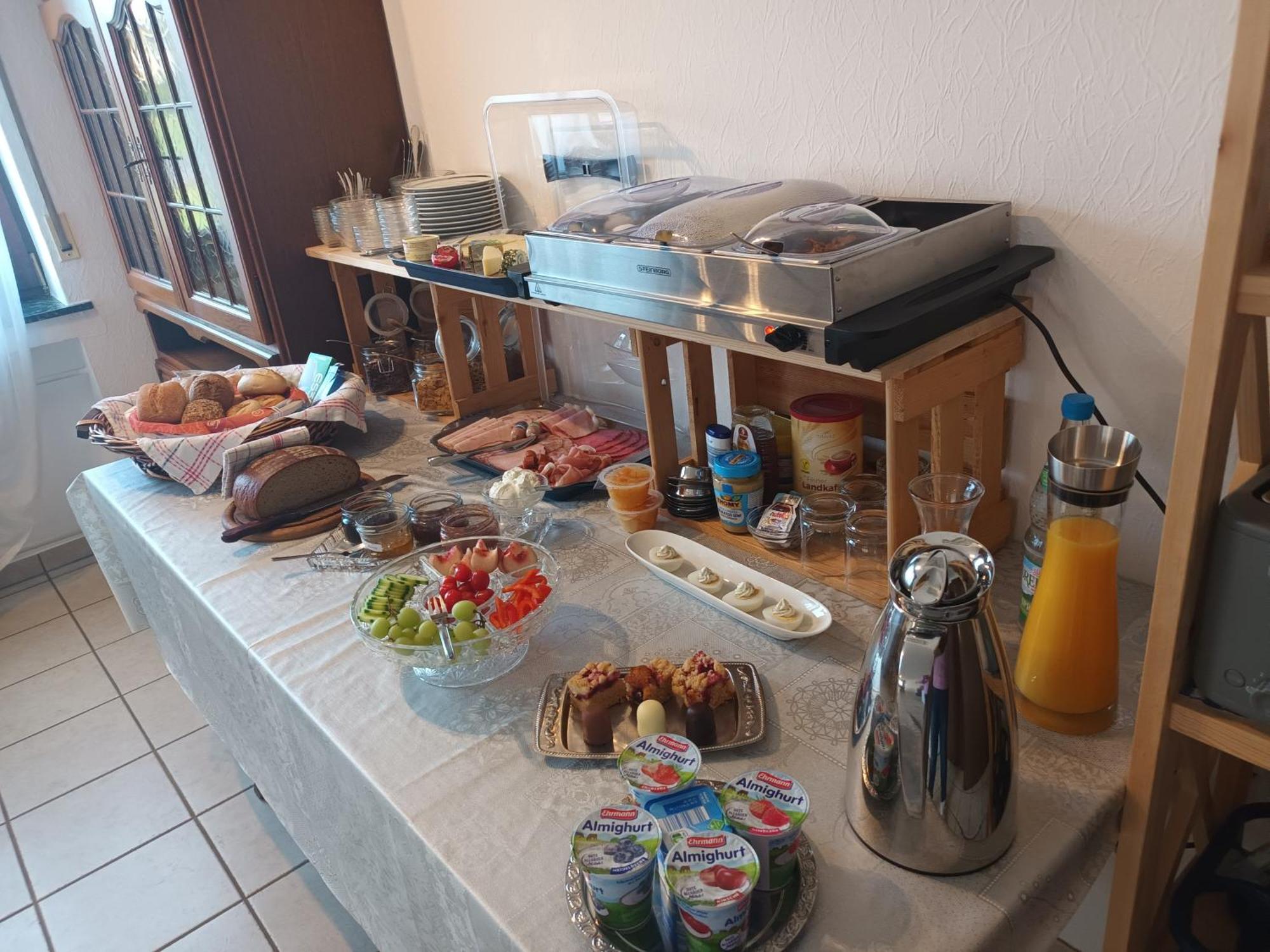 Gaestehaus A21 Kinheim Exteriör bild